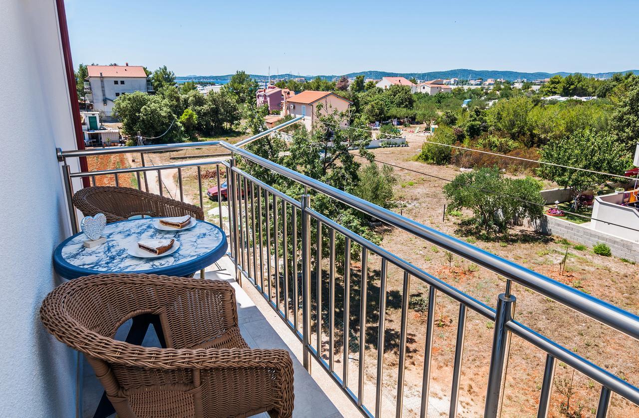 Apartment Tony With Private Pool Sukošan Dış mekan fotoğraf